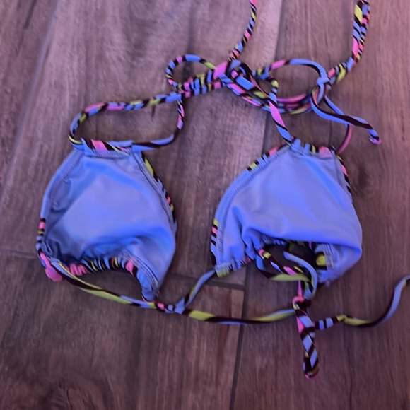 Swirly Tilly’s bathing suit - Picture 2 of 2